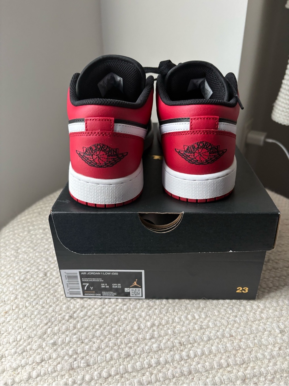 Jordan Kids' Air Jordan 1 Low - Black/Red/White - Picture 4 of 4